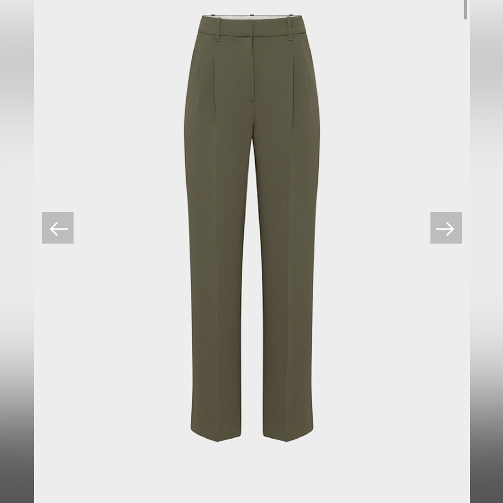 Aritzia The Effortless Pant. Bitter sage color. Size 0. Worn once.